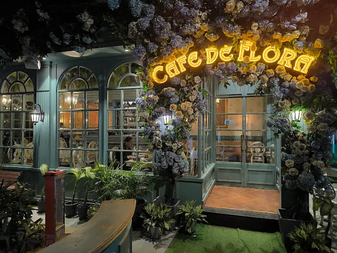 Cafe De Flora Interior Design